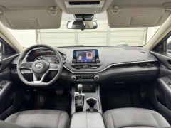 Used 2022  Nissan Altima 2.5 SV Sedan at NEXCAR near Spring, TX