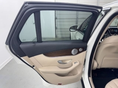 Used 2021  Mercedes-Benz GLC GLC 300 SUV at NEXCAR near Spring&comma; TX
