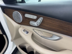 Used 2021  Mercedes-Benz GLC GLC 300 SUV at NEXCAR near Spring&comma; TX