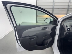 Used 2017  Chevrolet Sonic 4d Hatchback LT w/1FL at NEXCAR near Spring, TX