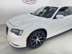 Used 2022  Chrysler 300 300S RWD at NEXCAR near Spring&comma; TX