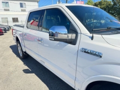 Used 2018  Ford F-150 4WD SuperCrew Platinum 5 1/2 at NEXCAR near Spring, TX
