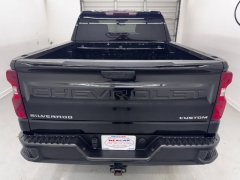 Used 2022  Chevrolet Silverado 1500 4WD Crew Cab 147" Custom at NEXCAR near Spring&comma; TX