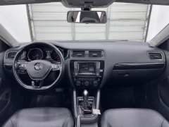 Used 2017  Volkswagen Jetta 4d Sedan SEL at NEXCAR near Spring&comma; TX