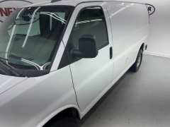 Used 2019  Chevrolet Express Van 2500 Van at NEXCAR near Spring&comma; TX