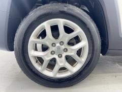 Used 2018  Jeep Renegade 4d SUV FWD Latitude at NEXCAR near Spring&comma; TX
