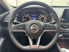 Used 2022  Nissan Altima 2.5 SV Sedan at NEXCAR near Spring, TX