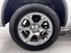 Used 2016  Ram 1500 2WD Crew Cab Laramie at NEXCAR near Spring&comma; TX