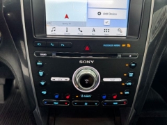Used 2018  Ford Explorer 4d SUV 4WD Platinum at NEXCAR near Spring&comma; TX