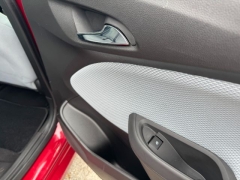 Used 2019  Chevrolet Cruze 4d Hatchback LT at Nexcar near Spring&comma; TX