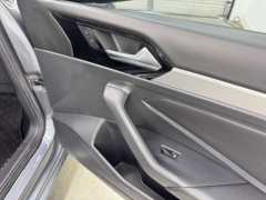 Used 2019  Volkswagen Jetta 4d Sedan 1&period;4T R-Line at NEXCAR near Spring&comma; TX