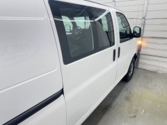 Used 2019  Chevrolet Express Van 2500 Van at NEXCAR near Spring&comma; TX