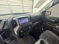 Used 2020  Chevrolet Silverado 1500 2WD Crew Cab LT at NEXCAR near Spring&comma; TX