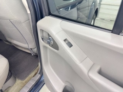 Used 2017  Nissan Frontier 2WD Crew Cab SV at NEXCAR near Spring&comma; TX