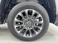 Used 2022  Toyota Tundra 2WD Limited CrewMax 5&period;5ft Bed at NEXCAR near Spring&comma; TX