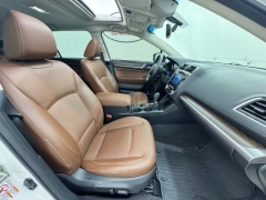 Used 2019  Subaru Outback 4d SUV 2&period;5i Touring at NEXCAR near Spring&comma; TX