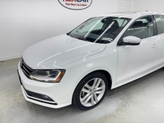 Used 2017  Volkswagen Jetta 4d Sedan SEL at NEXCAR near Spring&comma; TX