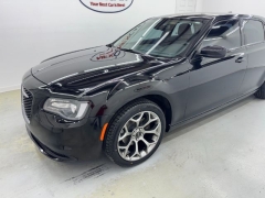 Used 2018  Chrysler 300 4d Sedan RWD Touring at NEXCAR near Spring&comma; TX