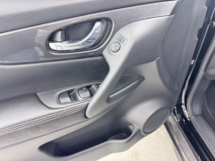 Used 2017  Nissan Rogue 4d SUV FWD SV at NEXCAR near Spring&comma; TX