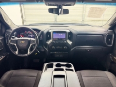 Used 2020  Chevrolet Silverado 1500 2WD Crew Cab LT at NEXCAR near Spring&comma; TX