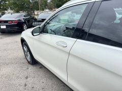 Used 2021  Mercedes-Benz GLC GLC 300 SUV at NEXCAR near Spring, TX
