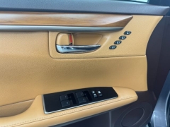 Used 2016  Lexus ES 350 4dr Sdn at NEXCAR near Spring, TX