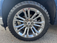 Used 2019  Chevrolet Silverado 1500 2WD Crew Cab RST at NEXCAR near Spring, TX