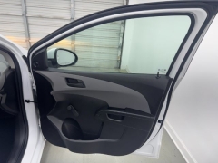 Used 2017  Chevrolet Sonic 4d Hatchback LT w/1FL at NEXCAR near Spring, TX