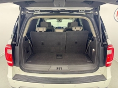 Used 2020  Ford Expedition 4d SUV 2WD XLT at NEXCAR near Spring&comma; TX