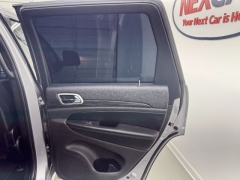 Used 2019  Jeep Grand Cherokee 4d SUV 4WD Laredo Altitude at NEXCAR near Spring, TX