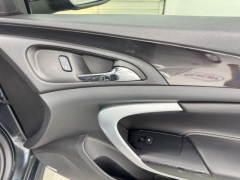 Used 2017  Buick Regal 4d Sedan FWD Turbo Premium II at NEXCAR near Spring, TX