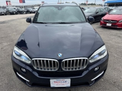 Used 2018  BMW X5 xDrive50i Sports Activity Vehicle at NEXCAR near Spring, TX
