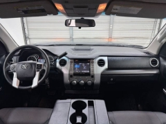 Used 2016  Toyota Tundra 2WD CrewMax SR5 4.6L at NEXCAR near Spring, TX