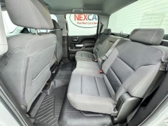 Used 2018  Chevrolet Silverado 1500 2WD Crew Cab LT at NEXCAR near Spring&comma; TX