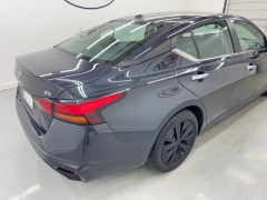 Used 2022  Nissan Altima 2.5 SV Sedan at NEXCAR near Spring, TX
