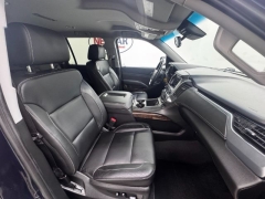 Used 2019  Chevrolet Suburban 4d SUV 4WD LT at NEXCAR near Spring&comma; TX