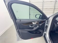 Used 2019  Mercedes-Benz GLC-Class 4d SUV GLC300 at NEXCAR near Spring&comma; TX