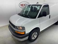 Used 2019  Chevrolet Express Van 2500 Van at NEXCAR near Spring&comma; TX