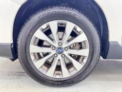 Used 2019  Subaru Outback 4d SUV 2&period;5i Touring at NEXCAR near Spring&comma; TX
