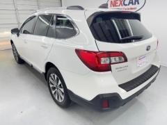 Used 2019  Subaru Outback 4d SUV 2&period;5i Touring at NEXCAR near Spring&comma; TX