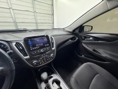 Used 2021  Chevrolet Malibu 4dr Sdn LT at NEXCAR near Spring, TX