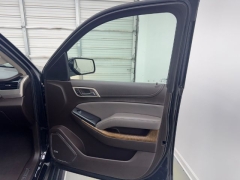 Used 2020  GMC Yukon 4d SUV RWD Denali at NEXCAR near Spring, TX