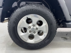 Used 2015  Jeep Wrangler Unlimited 4d Convertible Sahara at NEXCAR near Spring&comma; TX