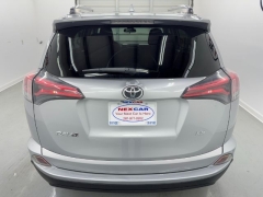 Used 2018  Toyota RAV4 4d SUV FWD LE at NEXCAR near Spring&comma; TX