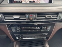 Used 2018  BMW X5 xDrive50i Sports Activity Vehicle at NEXCAR near Spring, TX