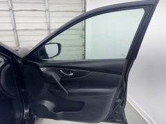 Used 2017  Nissan Rogue 4d SUV AWD SV at NEXCAR near Spring&comma; TX