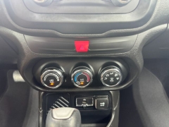 Used 2017  Jeep Renegade 4d SUV FWD Latitude at NEXCAR near Spring, TX