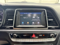 Used 2019  Hyundai Sonata 4d Sedan SE at NEXCAR near Spring&comma; TX