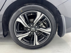 Used 2017  Honda Civic Sedan 4d Touring at NEXCAR near Spring, TX