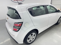 Used 2017  Chevrolet Sonic 4d Hatchback LT w/1FL at NEXCAR near Spring, TX